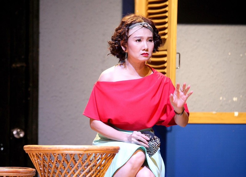 Dù làm quản lý nhưng Mỹ Uyên vẫn vào vai chính trong nhiều vở diễn