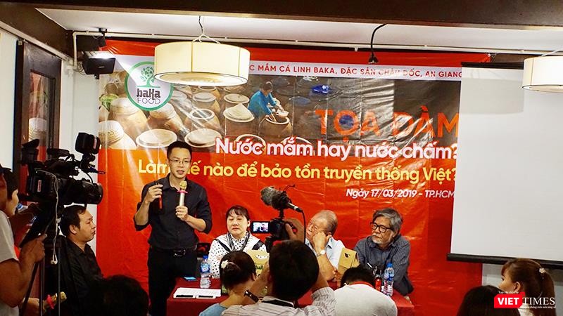 Cuộc tọa đàm gợi lên nhiều trăn trở bởi những người tâm huyết muốn bảo tồn bản sắc truyền thống Cuộc tọa đàm gợi lên nhiều trăn trở bởi những người tâm huyết muốn bảo tồn bản sắc truyền thống