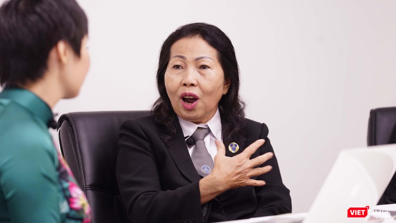 Luật sư nhấn mạnh: "Im lặng là tội ác" Luật sư nhấn mạnh: "Im lặng là tội ác"