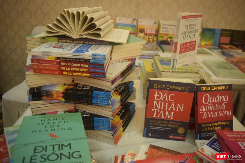 Những đầu sách thật bị xâm phạm bản quyền nhiều nhất