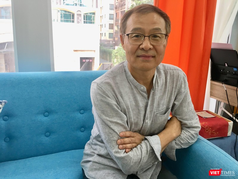 Đạo diễn Sun-Goo Jung cho biết rất yêu tác phẩm "Truyện Kiều" Đạo diễn Sun-Goo Jung cho biết rất yêu tác phẩm "Truyện Kiều"