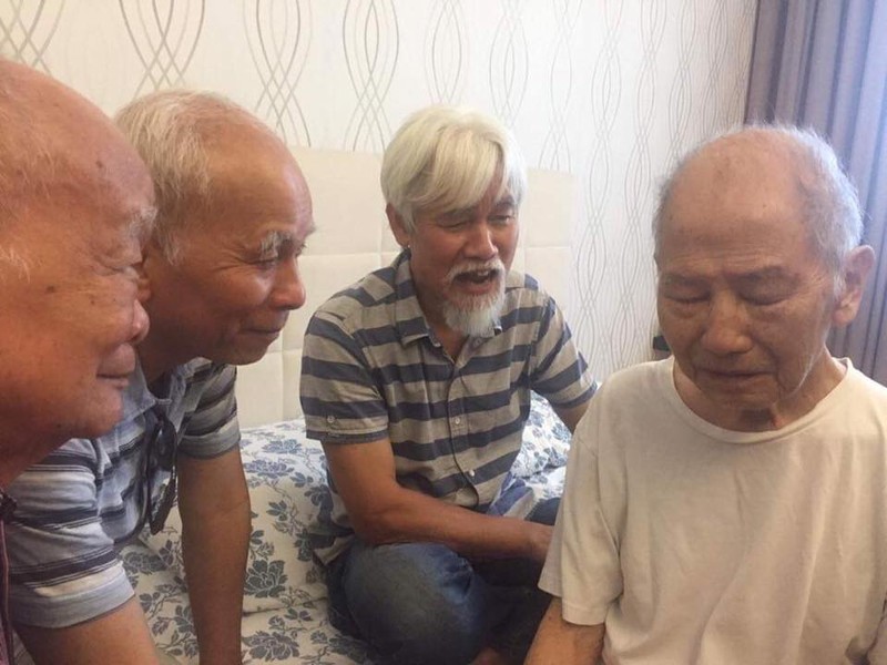 Nhà văn Nguyên Ngọc, Phạm Xuân Nguyên tới thăm nhà văn Châu Diên, nhà giáo Phạm Toàn - Ảnh chụp sáng ngày 22/6/2019 Nhà văn Nguyên Ngọc, Phạm Xuân Nguyên tới thăm nhà văn Châu Diên, nhà giáo Phạm Toàn - Ảnh chụp sáng ngày 22/6/2019