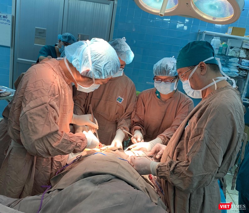 Phẫu thuật hiện đại có thể giúp nữ bệnh nhân bảo tồn tử cung và chức năng sinh sản