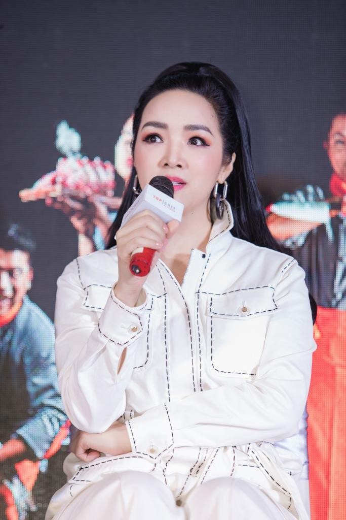 Giáng My trẻ đẹp và phong độ 