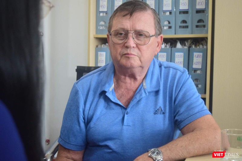 Ông Bill Coley rất mở lòng kể lại quá khứ và mong con trai tìm được mẹ Ông Bill Coley rất mở lòng kể lại quá khứ và mong con trai tìm được mẹ