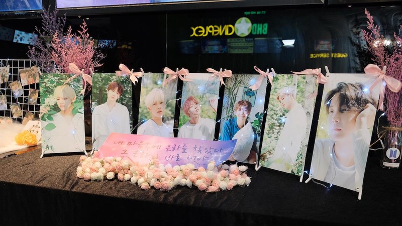 Sách truyền cảm hứng về BTS gây “sốt” ở Việt Nam ảnh 4 Phim ca nhạc BTS – Tâm hồn nhiệt huyết nức lòng fan Việt