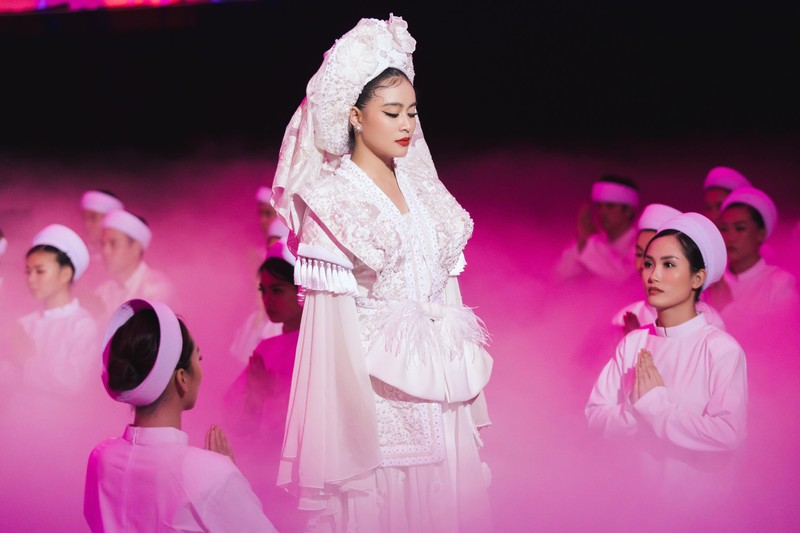 Nên lưu ý, đừng “đùa cợt” với tín ngưỡng văn hóa Nên lưu ý, đừng “đùa cợt” với tín ngưỡng văn hóa