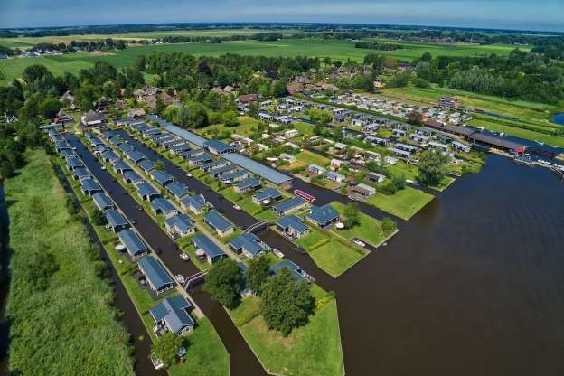 Giethoorn, Netherlands Giethoorn, Netherlands