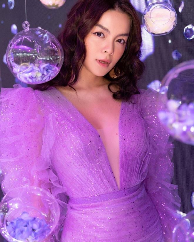 Phạm Quỳnh Anh càng lúc càng đẹp mặn mà