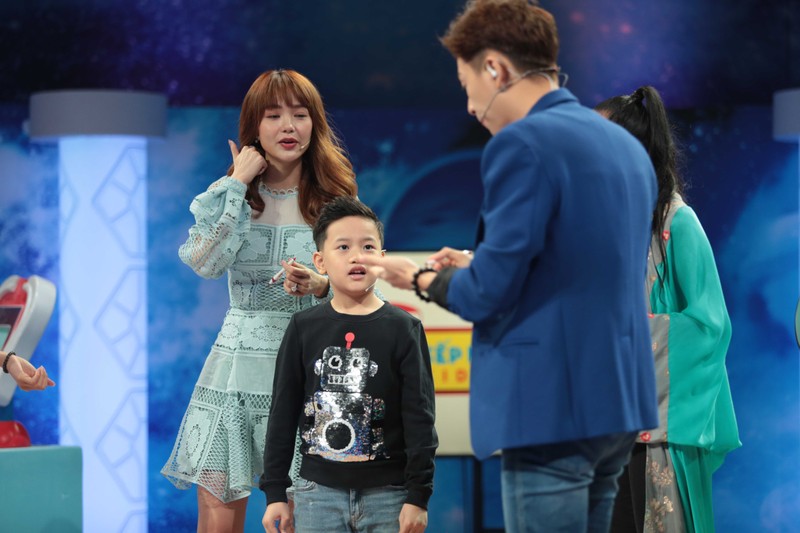 Khi các mentor tham gia "cuộc chơi" của sếp nhí Khi các mentor tham gia "cuộc chơi" của sếp nhí