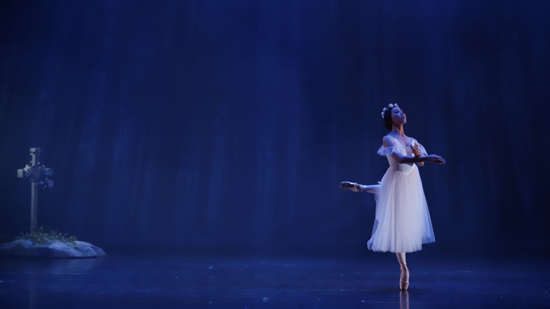 Đỗ Hoàng Khang Ninh thủ vai Giselle mang tới cho khán giả nhiều cung bậc cảm xúc Đỗ Hoàng Khang Ninh thủ vai Giselle mang tới cho khán giả nhiều cung bậc cảm xúc