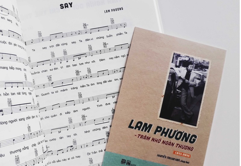 Hiện nay, nhạc sĩ Lam Phương đang sống và điều trị tại Mỹ sau cơn tai biến mạch máu não năm 1999