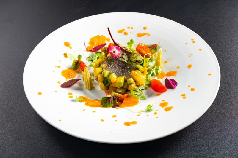 Salad Yến của chef Hoàng Sin Salad Yến của chef Hoàng Sin