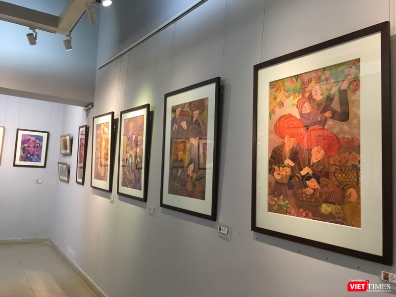 Hà Hùng Dũng mang tới 45 tranh khổ lớn, 30 tranh khổ nhỏ 