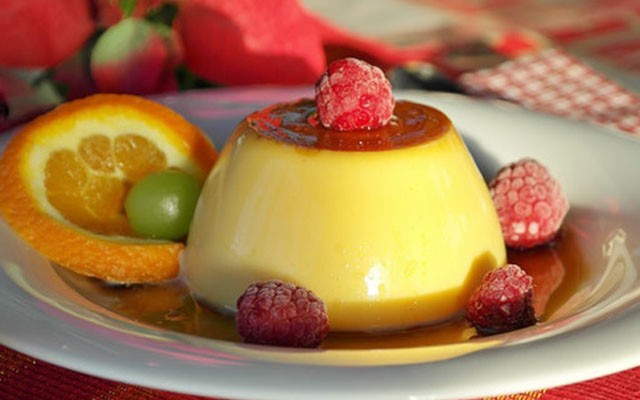 Có thể dùng trái bơ thay thế cho lượng kem trong công thức chế biến món bánh mousse hoặc pudding Có thể dùng trái bơ thay thế cho lượng kem trong công thức chế biến món bánh mousse hoặc pudding