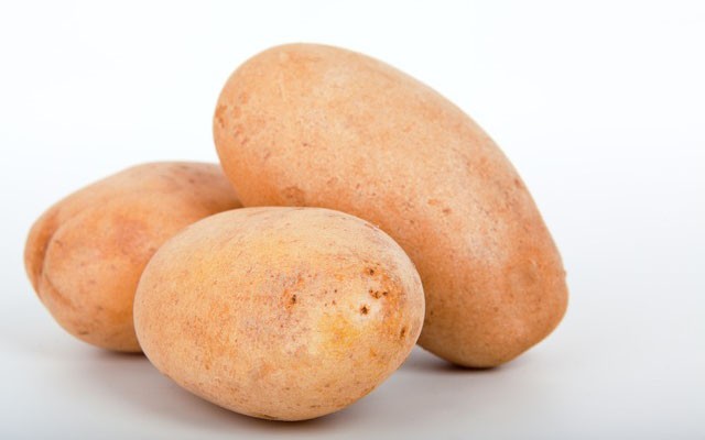 Hãy ăn khoai tây và khoai lang luộc hoặc nướng, đừng chiên nhé bạn Hãy ăn khoai tây và khoai lang luộc hoặc nướng, đừng chiên nhé bạn