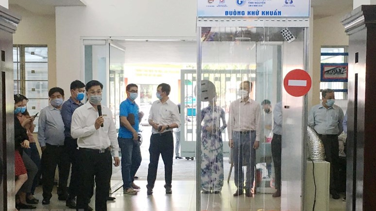 Ông Đoàn Kim Thành, Giám đốc Trung tâm Phát triển Khoa học và Công nghệ Trẻ phát biểu tại buổi ra mắt Ông Đoàn Kim Thành, Giám đốc Trung tâm Phát triển Khoa học và Công nghệ Trẻ phát biểu tại buổi ra mắt