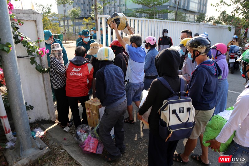 Tụ tập đông người tăng nguy cơ lây nhiễm (Ảnh do BQL KTX cung cấp)