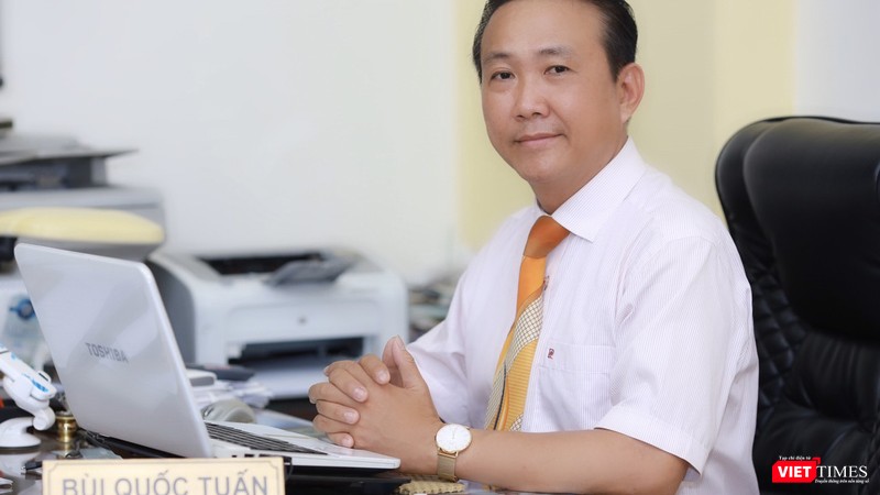 Luật sư Bùi Quốc Tuấn trao đổi về quyền khởi kiện để bảo vệ danh dự (Ảnh: Minh Tuệ) Luật sư Bùi Quốc Tuấn trao đổi về quyền khởi kiện để bảo vệ danh dự (Ảnh: Minh Tuệ)