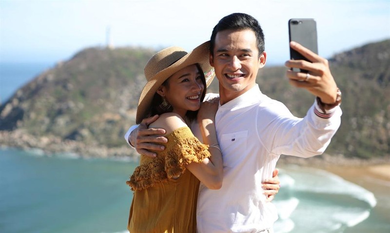 Lương Thế Thành, Nhã Phương trong phim "Ngày ấy mình đã yêu" (Ảnh: ĐPCC) Lương Thế Thành,Nhã Phương trong phim Ngày ấy mình đã yêu