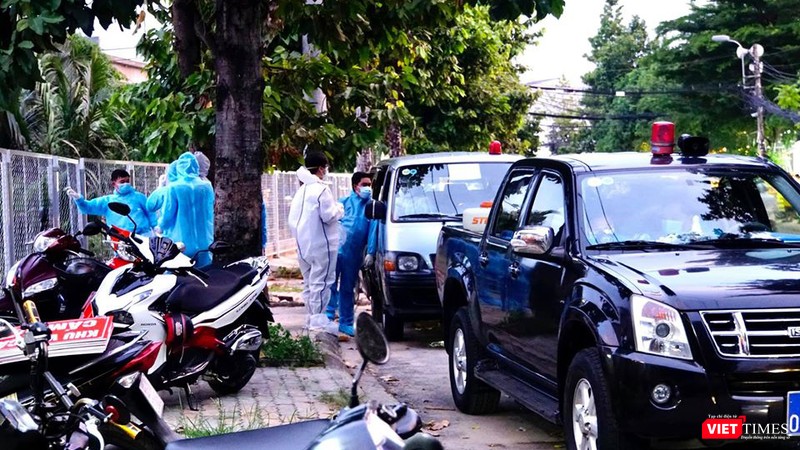 Lực lượng chức năng có mặt trên các địa bàn chống dịch COVID-19 (Ảnh: NTĐ) 