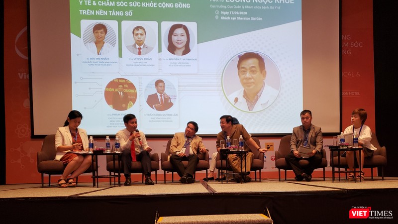 Tọa đàm trao đổi về giải pháp chuyển đổi số ngành y chiều 17/9 (Ảnh: TB) Tọa đàm trao đổi về giải pháp chuyển đổi số ngành y (Ảnh: TB)