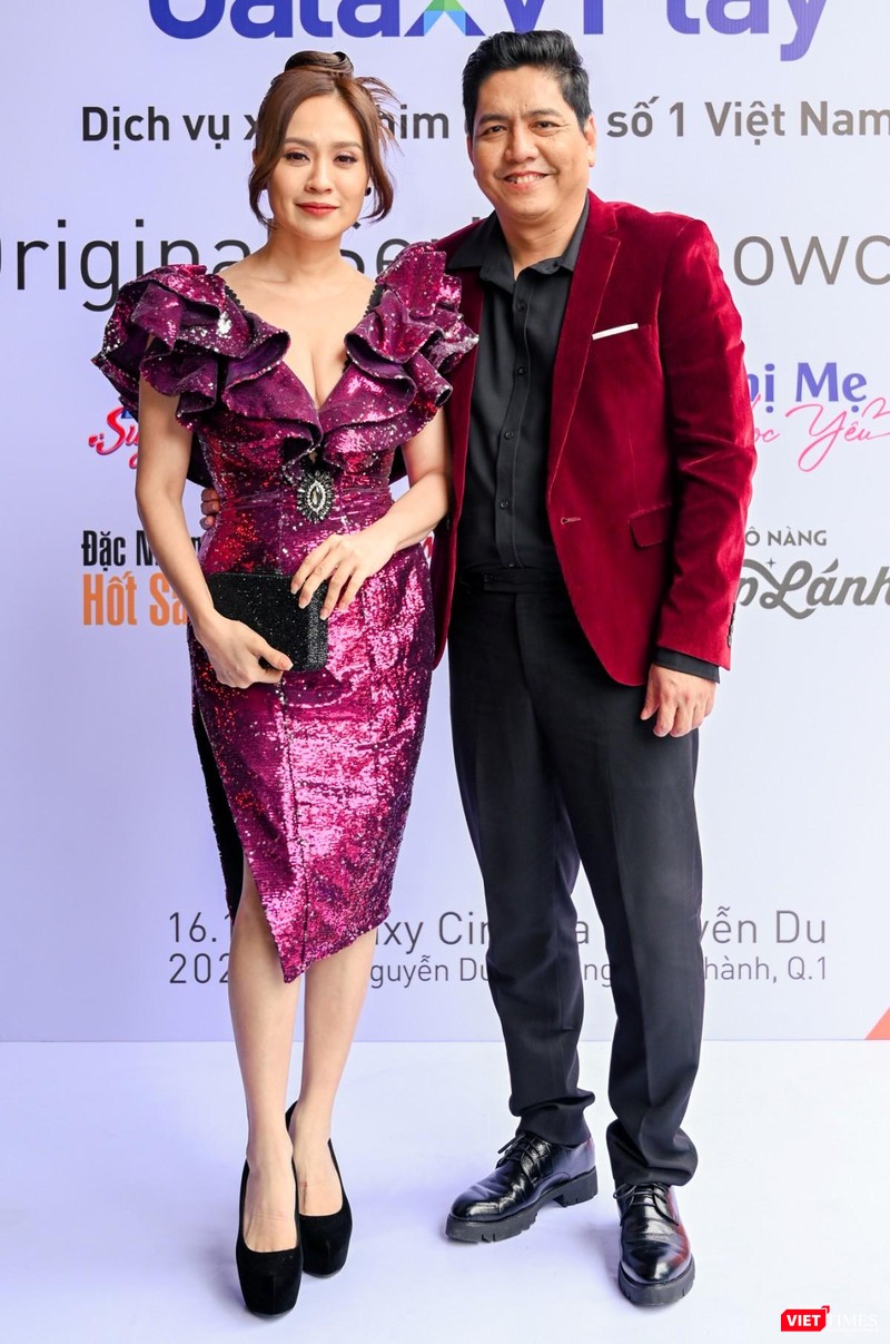 Diễn viên Thanh Thuý, đạo diễn Đức Thịnh sóng đôi đến dự sự kiện Diễn viên Thanh Thuý, đạo diễn Đức Thịnh sóng đôi đến dự sự kiện