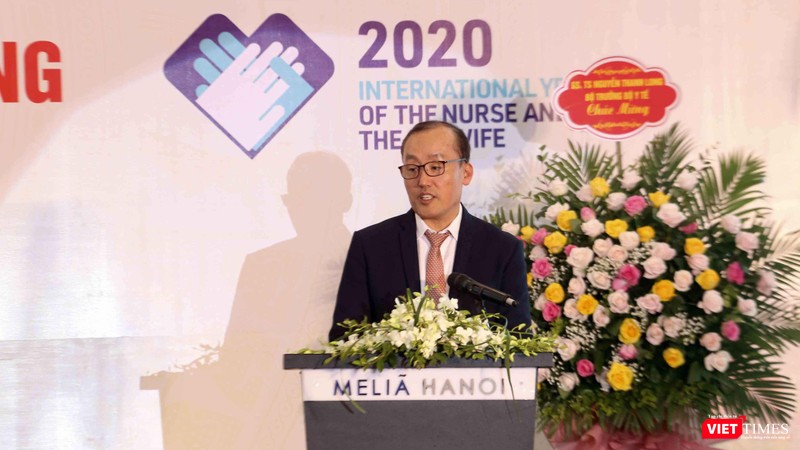 Trưởng đại diện WHO tại Việt Nam, TS Kidong Park gửi lời cảm ơn các điều dưỡng đã chăm sóc bệnh nhân, đặc biệt là BN mắc COVID-19 Trưởng đại diện WHO tại Việt Nam, TS Kidong Park gửi lời cảm ơn các điều dưỡng đã chăm sóc bệnh nhân, đặc biệt là BN mắc COVID-19