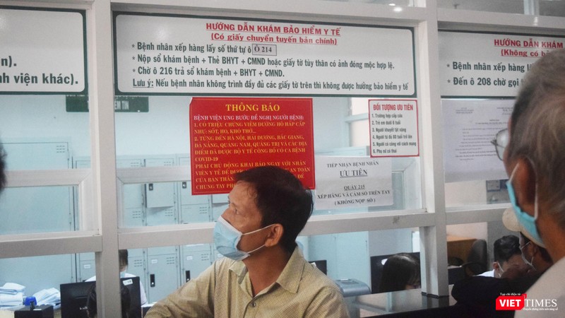 Người dân trông chờ vào chính sách BHYT thay đổi nhưng bệnh viện đối mặt nhiều nguy cơ (Ảnh: Hoà Bình) Người dân trông chờ vào chính sách BHYT thay đổi nhưng bệnh viện đối mặt nhiều nguy cơ (Ảnh: Hoà Bình)