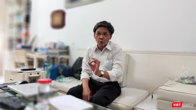 Ths. Phan Kim Ngọc say sưa với các nghiên cứu tế bào gốc (Ảnh: Hoà Bình) Ths. Phan Kim Ngọc say sưa với các nghiên cứu tế bào gốc (Ảnh: Hoà Bình)