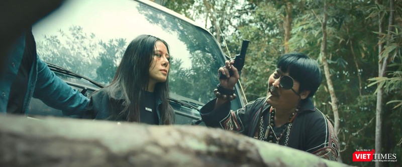 Nhiều pha đánh đấm kịch liệt Nhiều pha đánh đấm kịch liệt