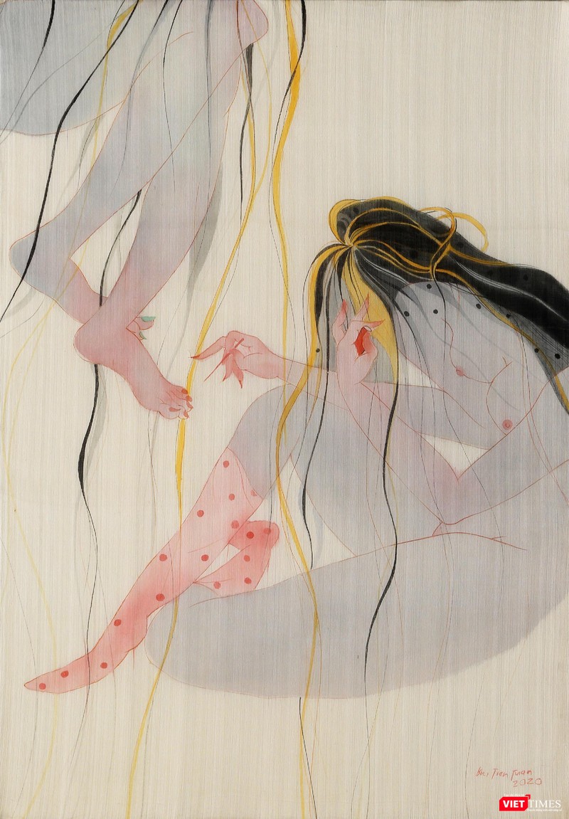Tác phẩm Khẽ chạm 1 (mực acrylic trên lụa, 60cm x 85,5cm, 2020) Tác phẩm Khẽ chạm 1 (mực acrylic trên lụa, 60cm x 85,5cm, 2020)