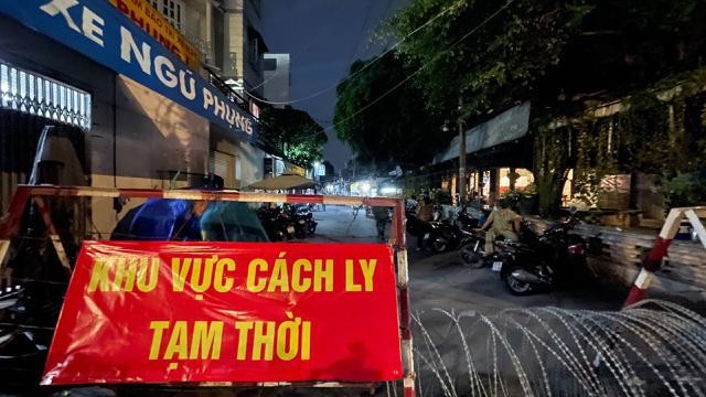 Khu vực cách ly tạm thời tại hẻm 954 Quang Trung, quận Gò Vấp - Ảnh: Phạm Nguyễn Khu vực cách ly tạm thời tại hẻm 954 Quang Trung, quận Gò Vấp - Ảnh: Phạm Nguyễn