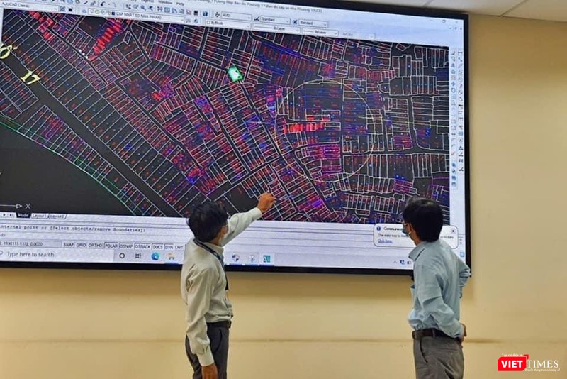 Các lực lượng chức năng quận Gò Vấp và TP.HCM họp khẩn, lên phương án-phòng, chống COVID-19 - Ảnh: HCDC