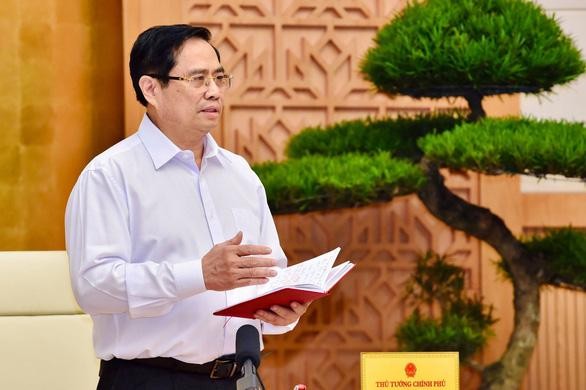 Thủ tướng Phạm Minh Chính yêu cầu căn cứ tình hình cụ thể xác định thứ tự ưu tiên giữa chống dịch và phát triển kinh tế - Ảnh: VGP Thủ tướng Phạm Minh Chính yêu cầu căn cứ tình hình cụ thể xác định thứ tự ưu tiên giữa chống dịch và phát triển kinh tế - Ảnh: VGP
