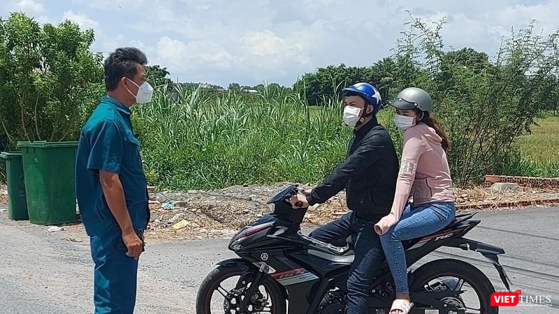 Nhắc nhở người dân ra đường khi không thật sự cần thiết