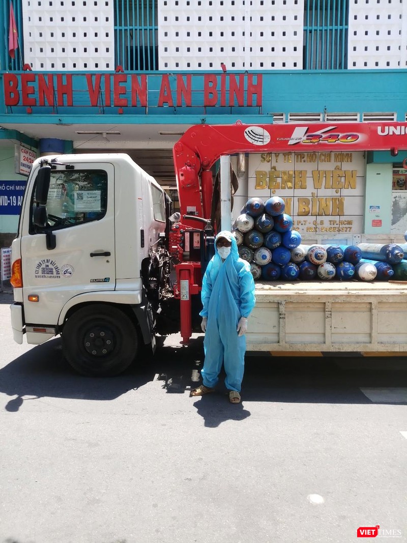 Mỗi bình oxy được trao đi sẽ trao tặng sự sống cho thêm nhiều bệnh nhân Mỗi bình oxy được trao đi sẽ trao tặng sự sống cho thêm nhiều bệnh nhân