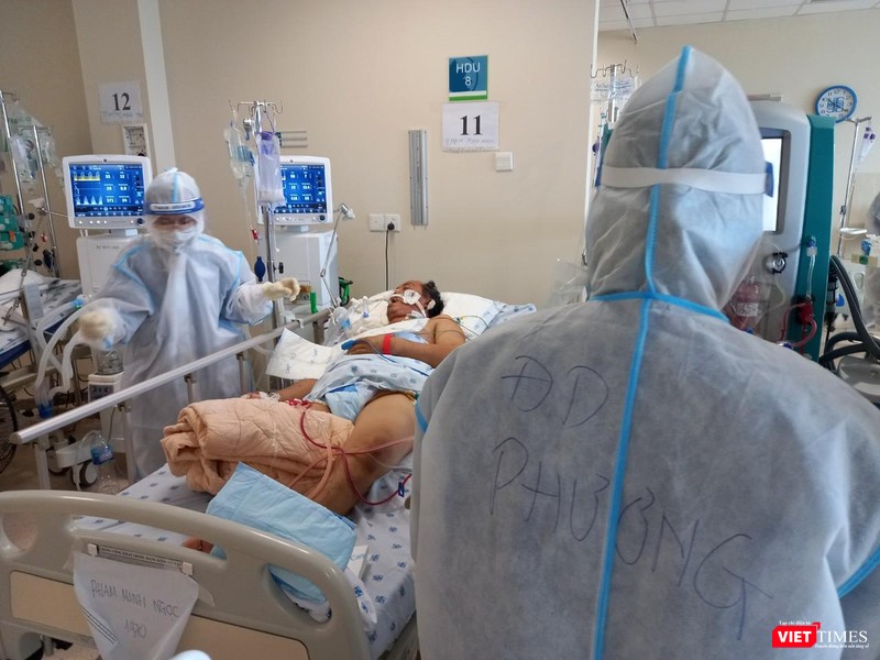 Cấp cứu kịp thời các bệnh nhân COVID-19 có bệnh nền hoặc chuyển nặng