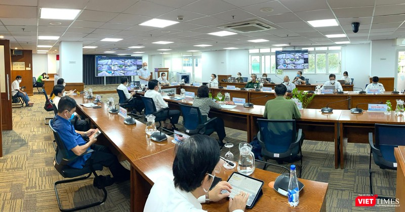 Thành uỷ TP.HCM và UBND TP.HCM tổ chức họp chiều 23/8