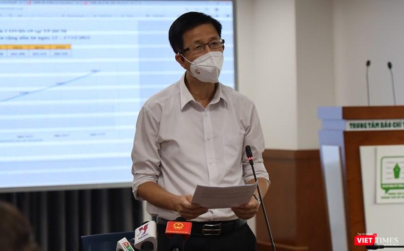 Phó Ban chỉ đạo Phạm Đức Hải cho biết gần đây, số ca nhập viện vì COVID-19 luôn cao hơn số ca xuất viện Phó Ban chỉ đạo Phạm Đức Hải cho biết gần đây, số ca nhập viện vì COVID-19 luôn cao hơn số ca xuất viện