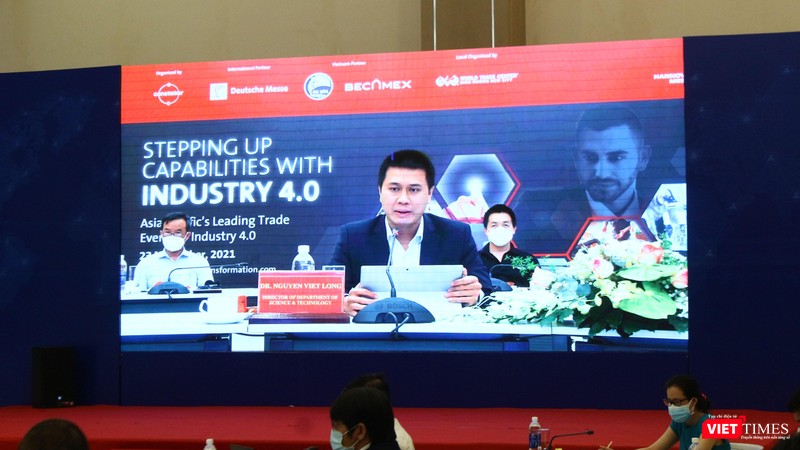 Ông Nguyễn Việt Long - Giám đốc Sở KH&CN tỉnh Bình Dương phát biểu tại ITAP 2021 phiên Việt Nam ngày 23/11 Ông Nguyễn Việt Long - Giám đốc Sở KH&CN tỉnh Bình Dương phát biểu tại ITAP 2021 phiên Việt Nam ngày 23/11