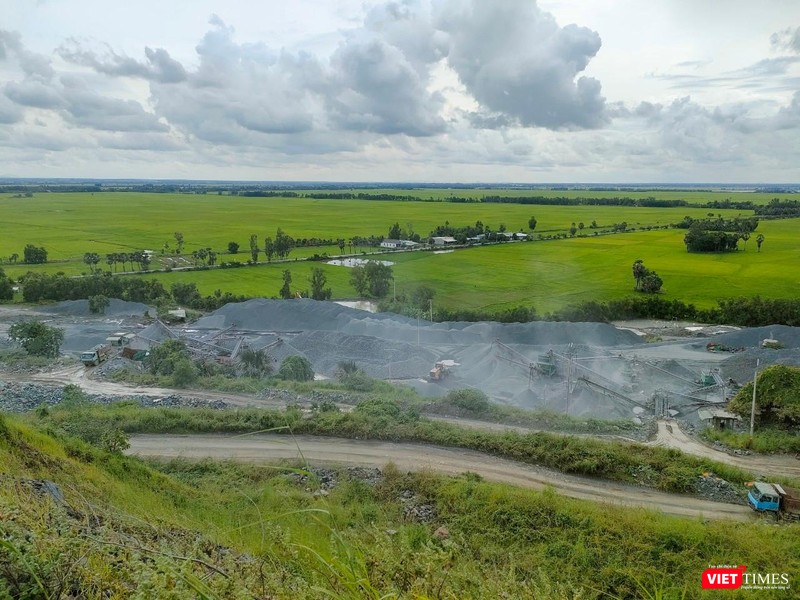 Công ty Nam Bộ Micco thi công Công trình khoan nổ mìn trọn gói tại mỏ đá Núi Dài