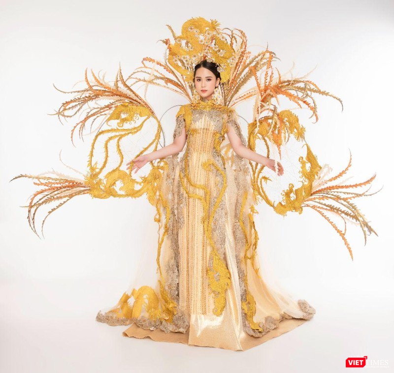 Trang phục dân tộc đi thi Miss Eco Teen International (Hoa hậu Du lịch Sinh thái Quốc tế) của Bella Vũ Huyền Diệu