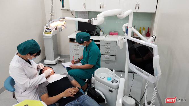 Bệnh viện Đại học Y Dược TP.HCM nỗ lực thúc đẩy nhiều hoạt động, trong đó có khám chữa các bệnh khác ngoài COVID-19. Ảnh: Hoà Bình Bệnh viện Đại học Y Dược TP.HCM nỗ lực thúc đẩy nhiều hoạt động, trong đó có khám chữa các bệnh khác ngoài COVID-19. Ảnh: Hoà Bình