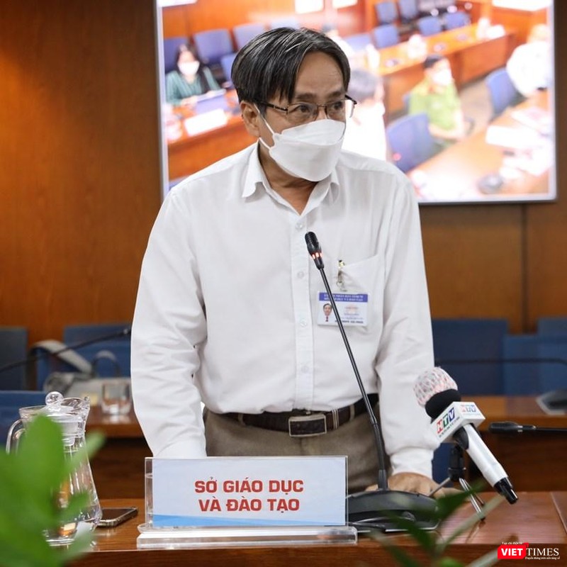 Ông Lê Duy Tân, Trưởng phòng Giáo dục Trung học, Sở Giáo dục và Đào tạo TP đánh giá, việc tổ chức dạy học trực tiếp trở lại có nhiều tín hiệu khả quan. Ảnh: Thiện Hợp.