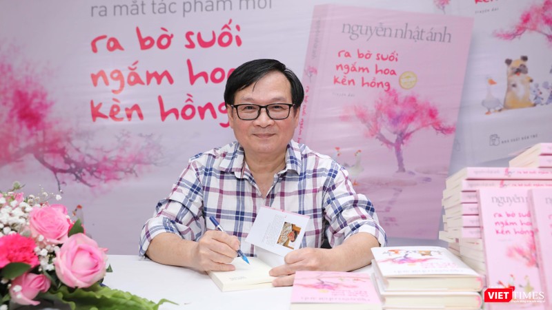 &quot;Trong mùa dịch, nhịp sáng tác của tôi không bị ảnh hưởng nhiều về mặt thời gian&quot; - Nhà văn cho biết