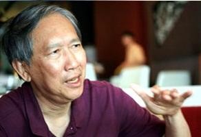 GS Trần Hữu Dũng dạy môn kinh tế vĩ mô, kinh tế quản lý và kinh tế thế giới cho bằng thạc sĩ (MBA) tại Đại học Wright State. Ảnh: Internet GS Trần Hữu Dũng dạy môn kinh tế vĩ mô, kinh tế quản lý và kinh tế thế giới cho bằng thạc sĩ (MBA) tại Đại học Wright State. Ảnh: Internet