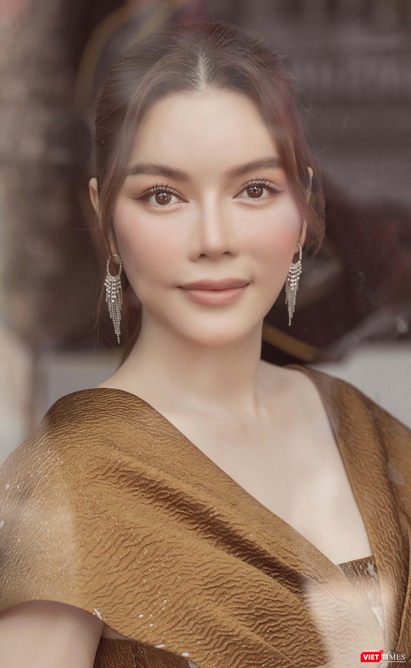 Lý Nhã Kỳ trải lòng về quyết định chi số tiền khủng và trở thành nhà sản xuất Lý Nhã Kỳ trải lòng về quyết định chi số tiền khủng và trở thành nhà sản xuất