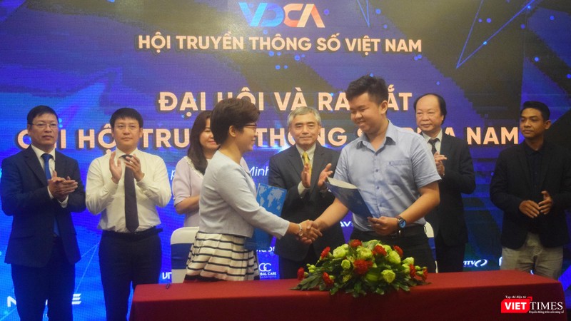 Nhiệm kỳ mới của Chi hội miền Nam mở ra nhiều cơ hội cho các doanh nghiệp tăng tốc chuyển đổi số Nhiệm kỳ mới của Chi hội miền Nam mở ra nhiều cơ hội cho các doanh nghiệp tăng tốc chuyển đổi số