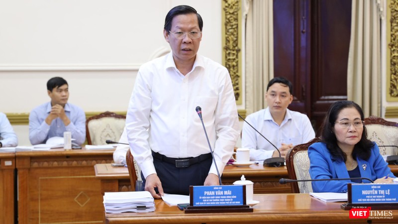 Ông Phan Văn Mãi, Chủ tịch UBND TP.HCM phát biểu Ông Phan Văn Mãi, Chủ tịch UBND TP.HCM phát biểu